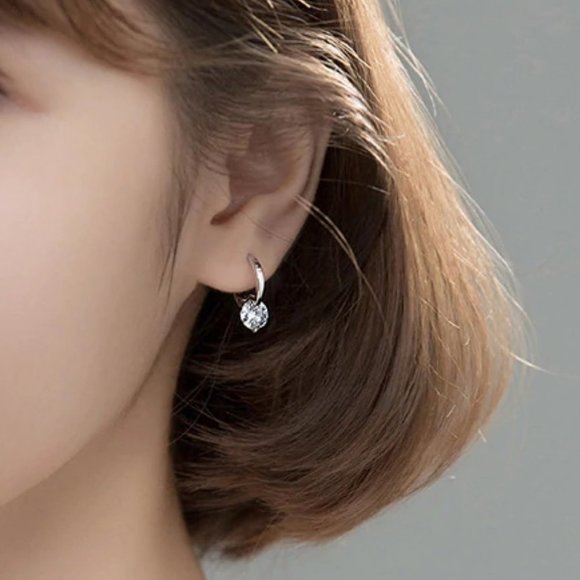 *NEW 925 Silver 2CT Solitaire Diamond Huggie Hoops - Picture 4 of 9